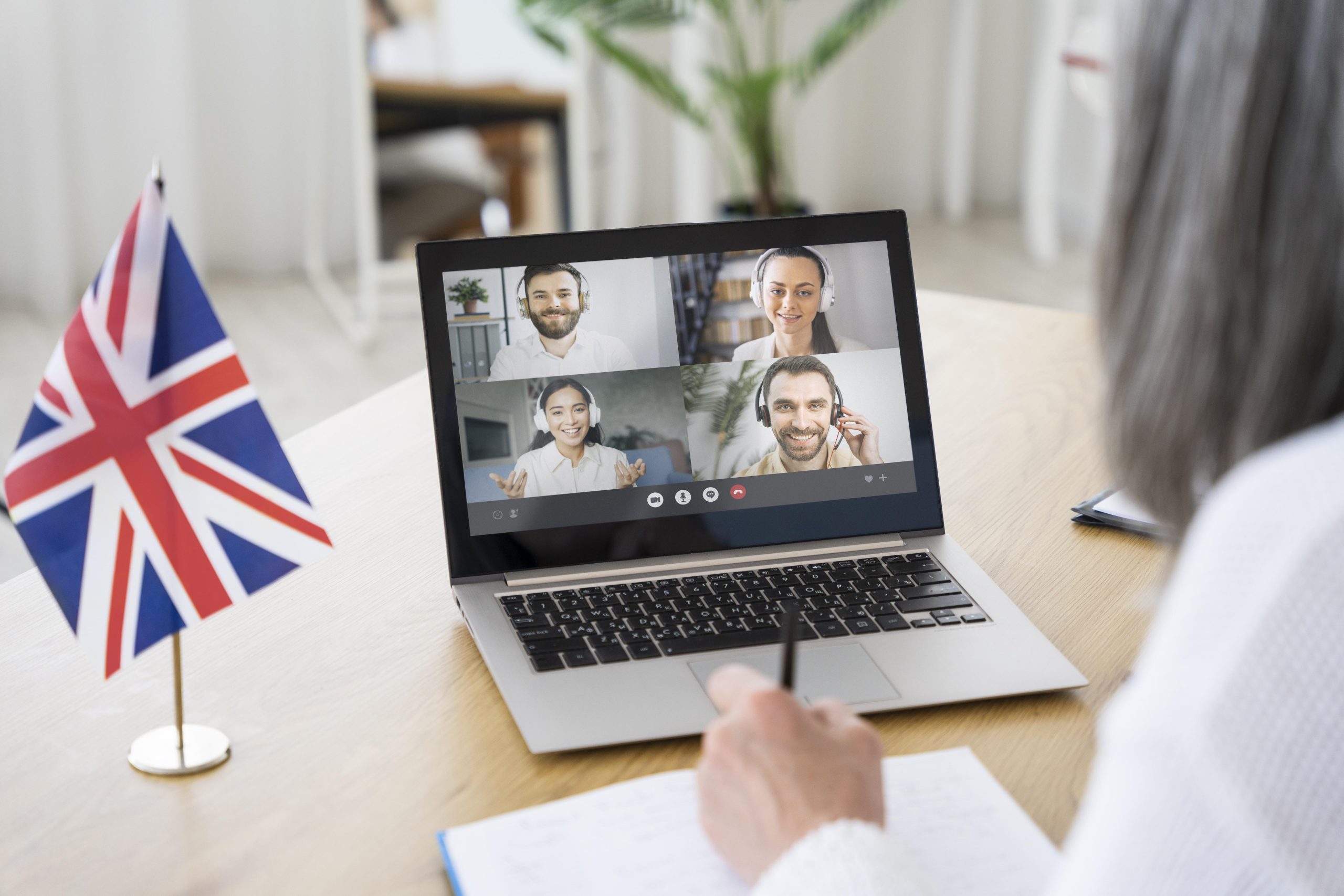Online Tutor EFo
